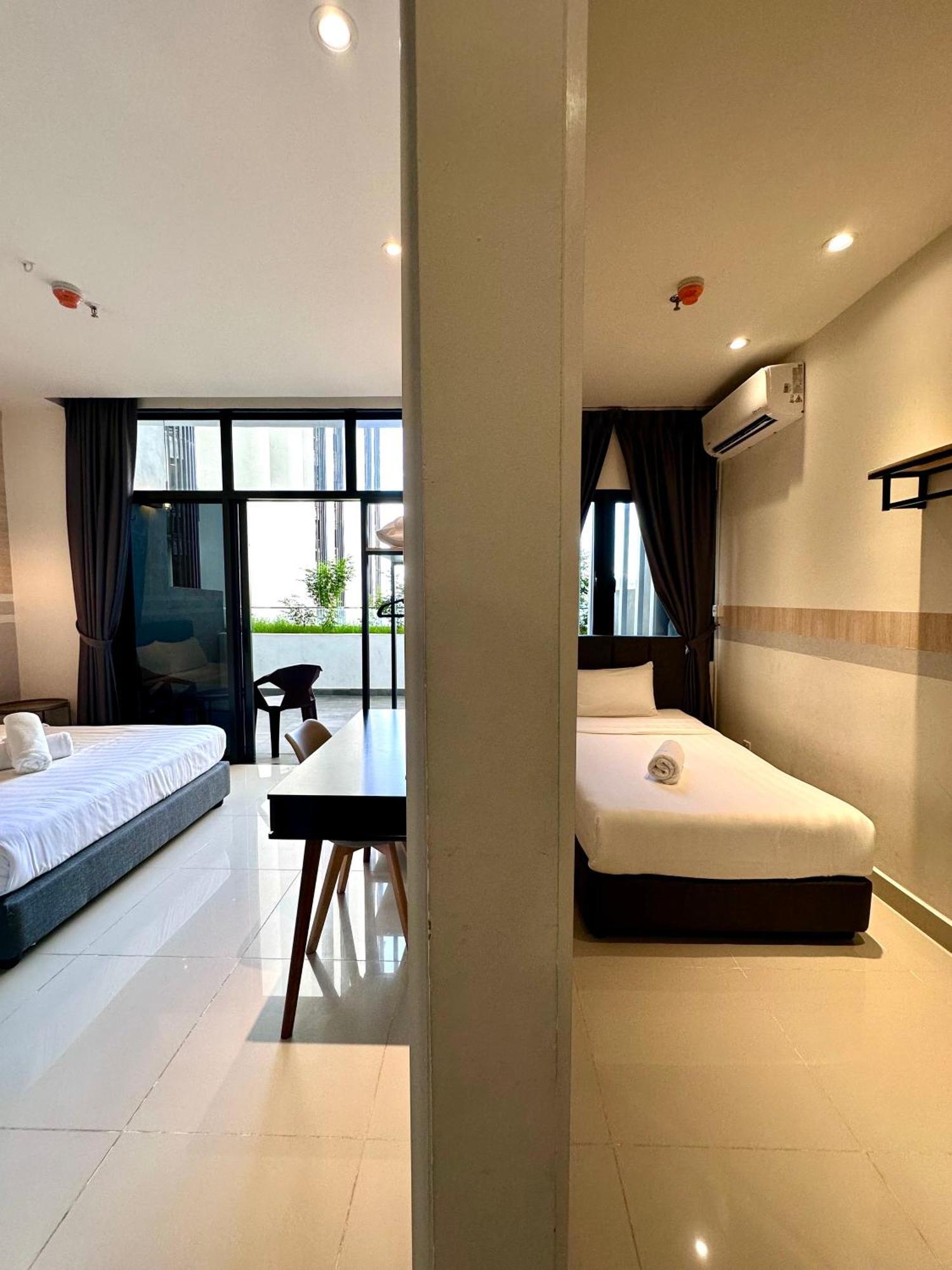 Kota Kinabalu City Centre @ The Shore By Casa Yolo ภายนอก รูปภาพ